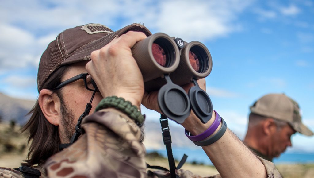 دوربین شکاری دوچشمی بوشنل Bushnell فورگ