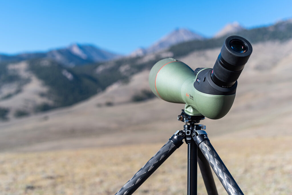 دوربین تک چشمی دارای زوم (Spotting Scope)